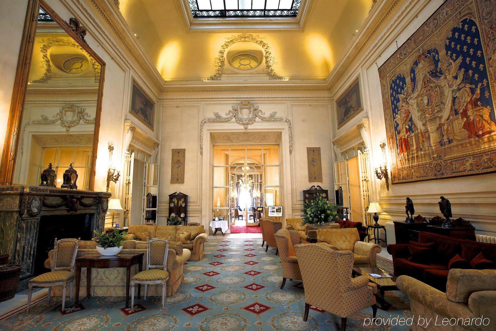 Luton Hoo Hotel, Golf And Spa Eksteriør billede The lobby